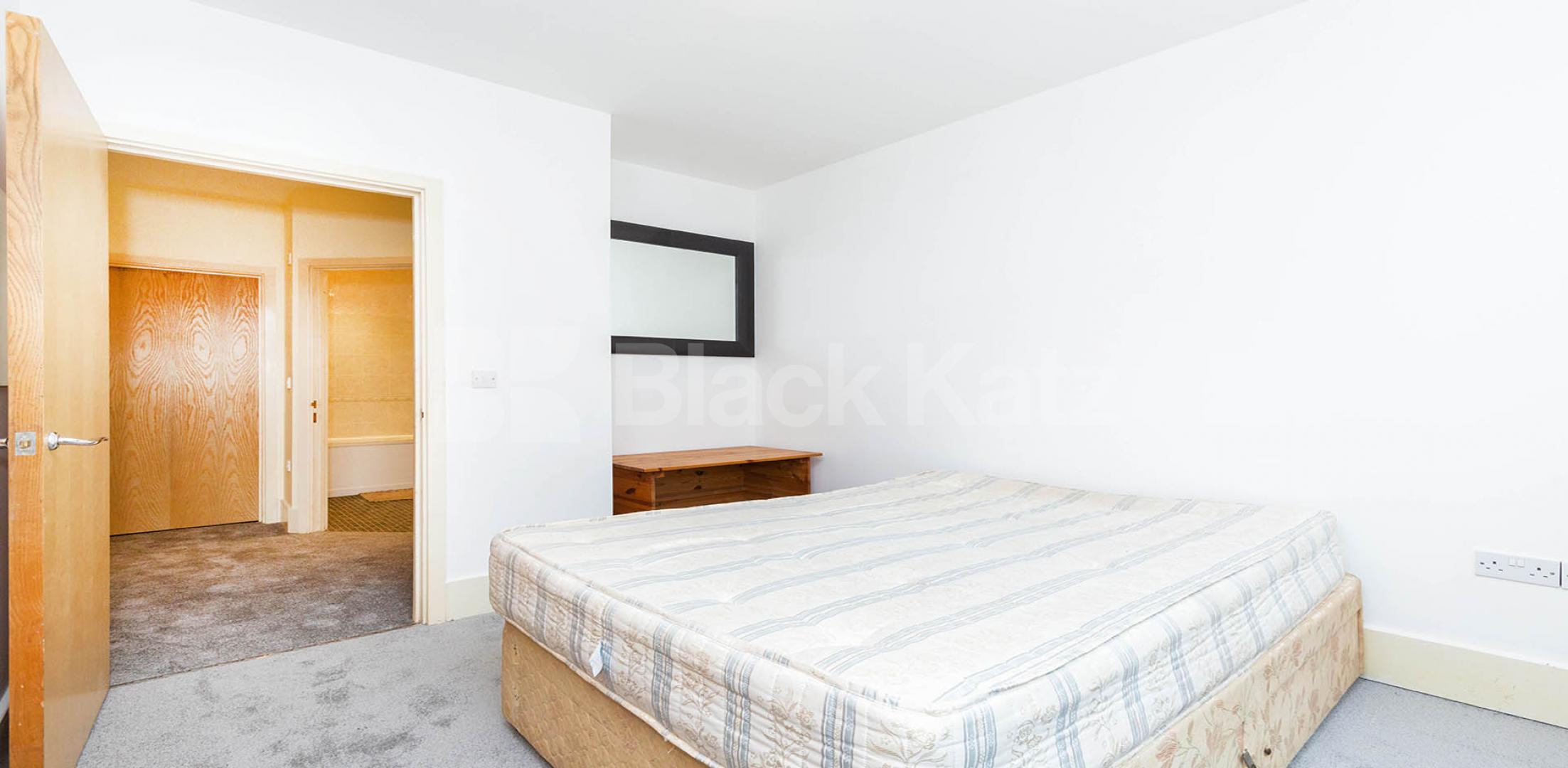 			1 Bedroom, 1 bath, 1 reception Apartment			 Celandine Drive, Dalston / Haggerston